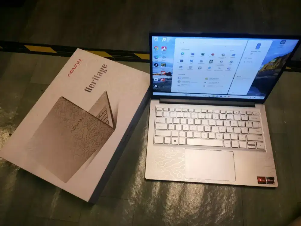 Laptop advan Ryzen 5 gen 7800HS