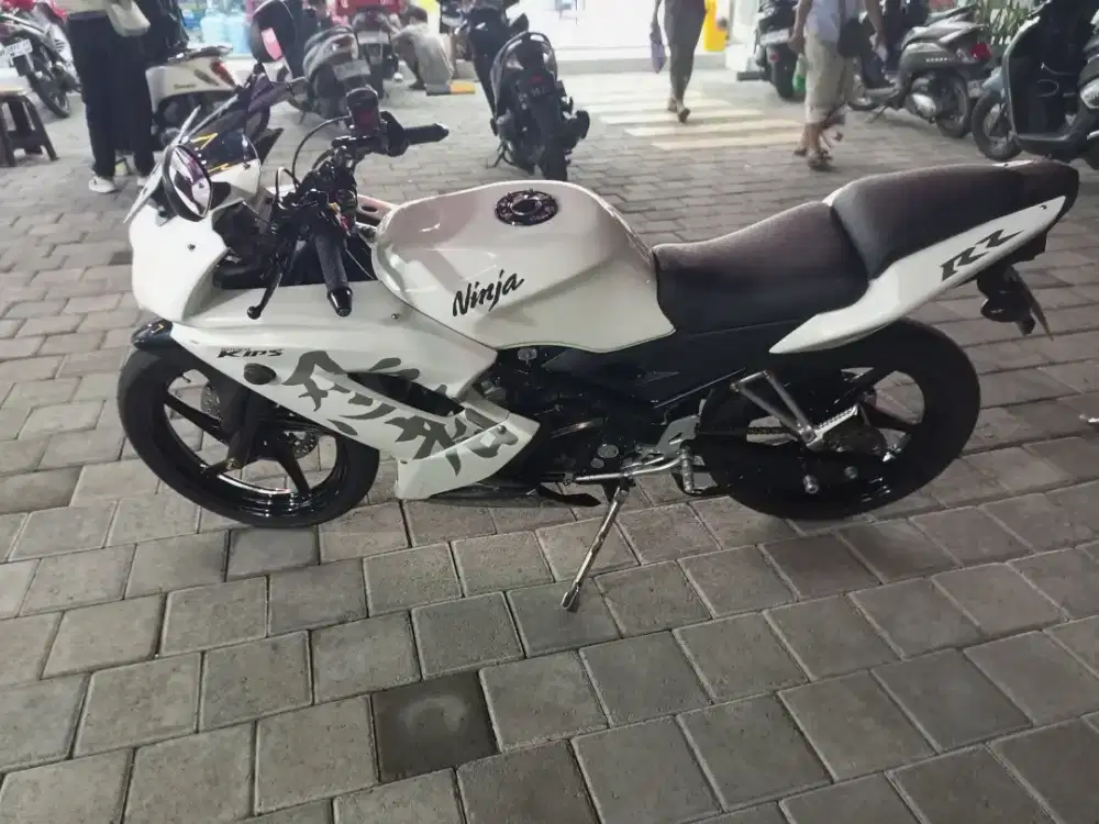 Kawasaki Ninja rr new