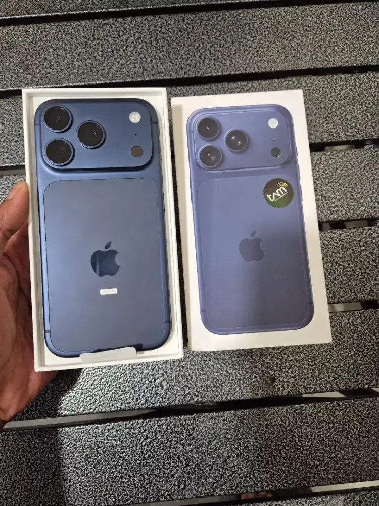 iPhone 17 pro 256gb iBox open box blue