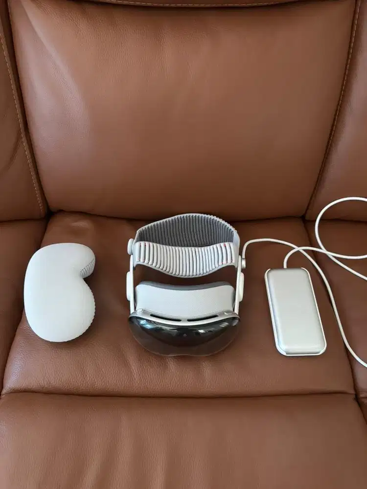 Apple Vision pro M5 512GB Gen 2 Fullset Resmi Pribadi No Reseller