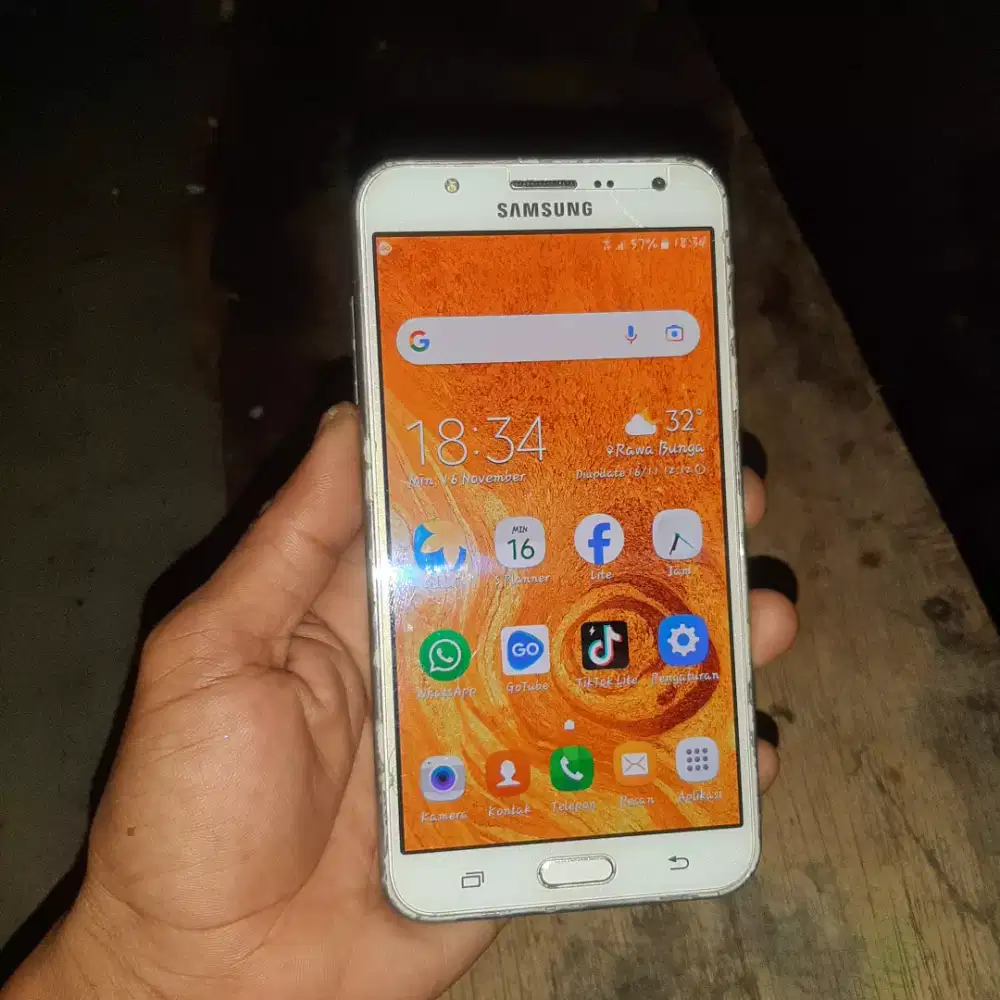 Samsung j7 j700f ram 1,5 internal 16gb normal