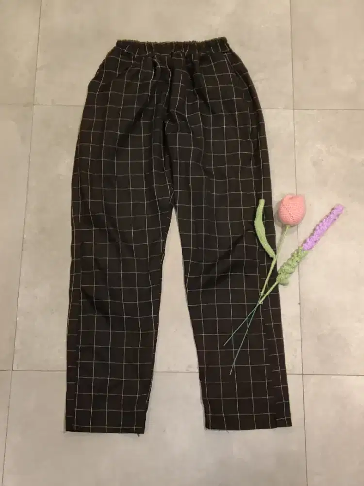 Celana Pria Kotak-kotak - HSC 2025