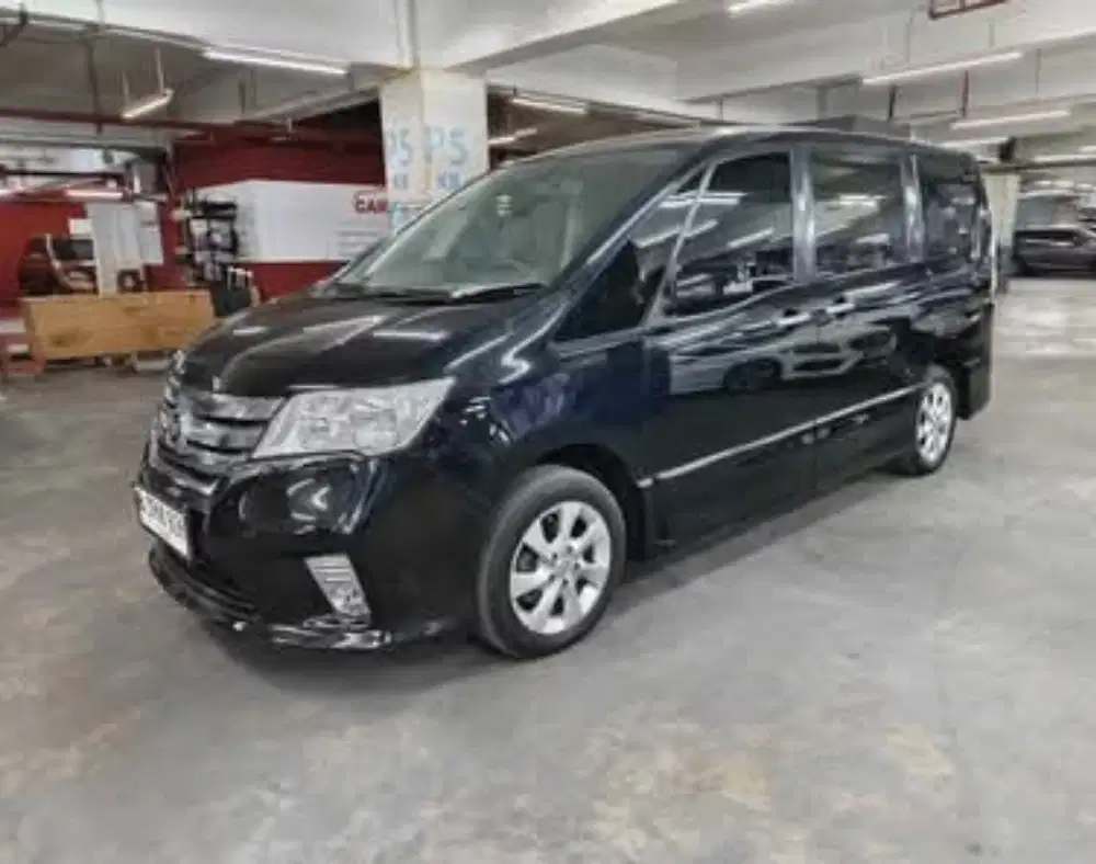 Nissan Serena 2014 Bensin