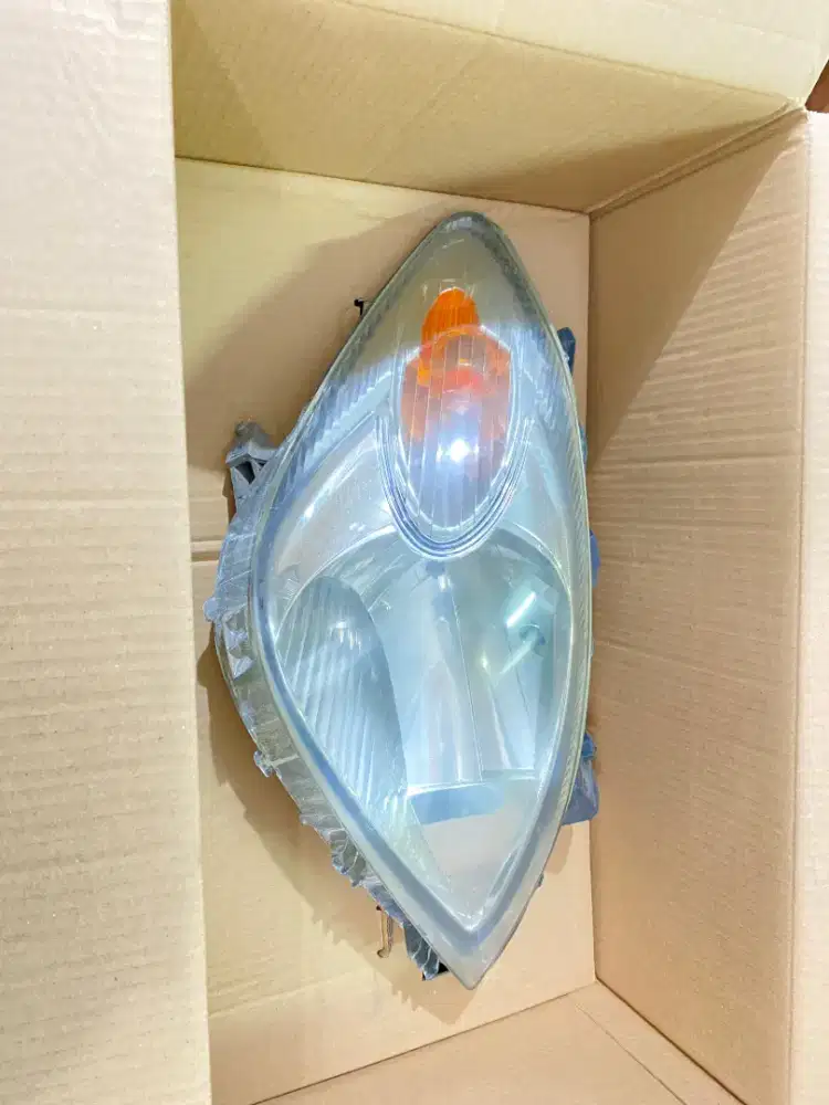 Lampu depan mobil 2011 Handlamp ORIGINAL