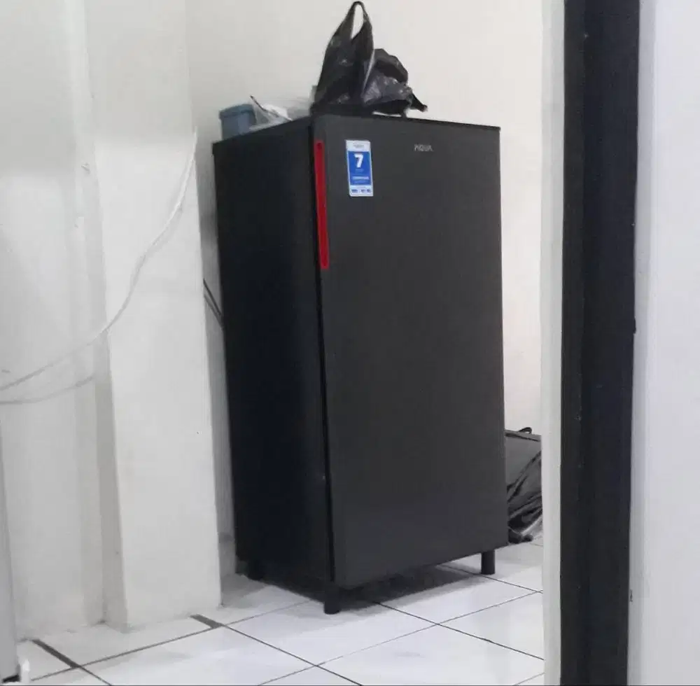 kulkas aqus 1 pintu