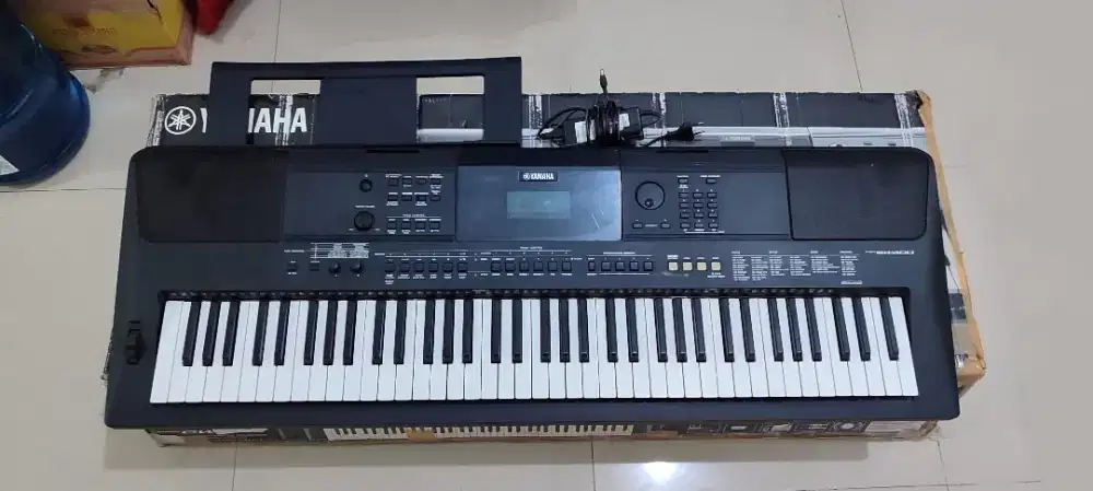 Yamaha PSR EW400 Lengkap bagus, bisa Flash disk