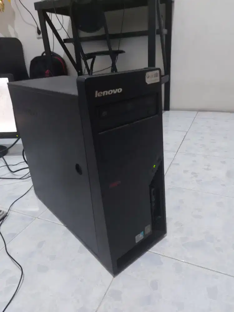 CPU Lenovo ThinkCentre sett 2/250 GB