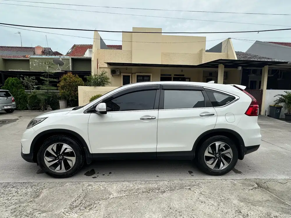 Honda CR-V 2015 Bensin