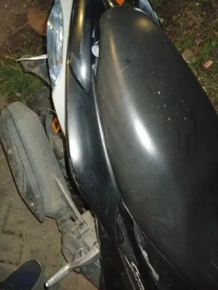 Suzuki skydrive 2009 hitam