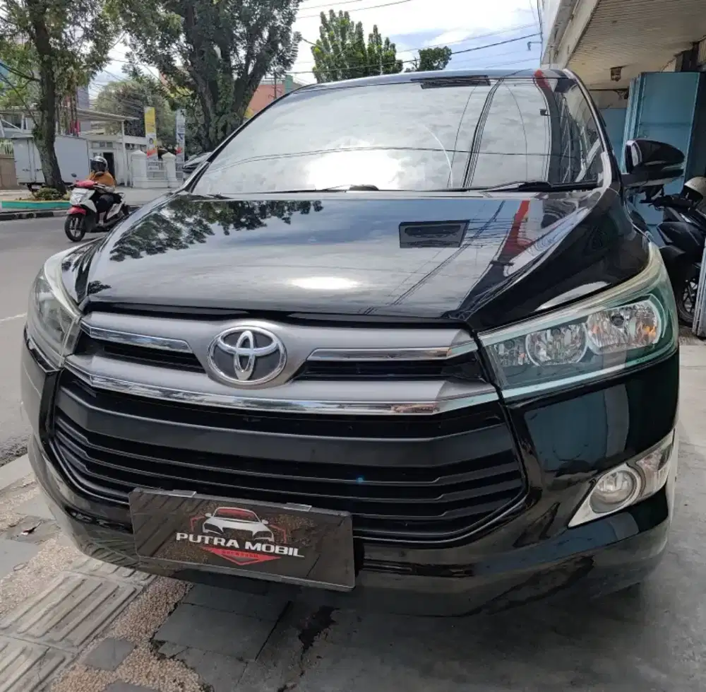 Toyota Kijang Innova Reborn 2.4 Diesel / Solar G Lux Manual 2018 Hitam
