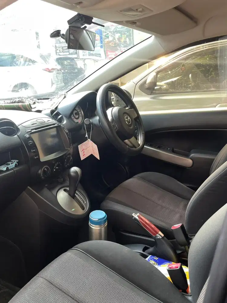 Mazda 2 2012 Bensin