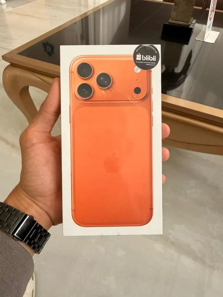 Iphone 17promax 1tb cosmic