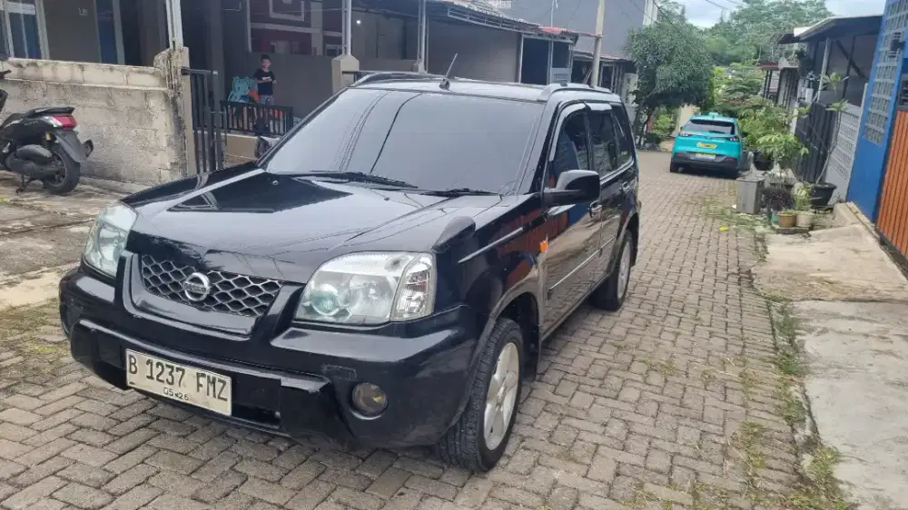 Nissan X-Trail 2.5 (2004)