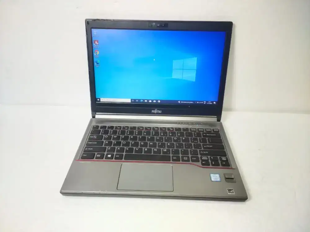 A1088 Laptop Fujitsu E736 Ram 8gb SSD 256gb core i5 gen6 Siap pakai