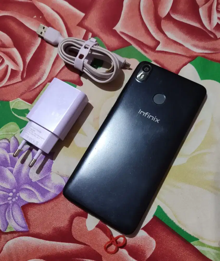 Infinix Hot S3 3/32 GB, Unit + Charger