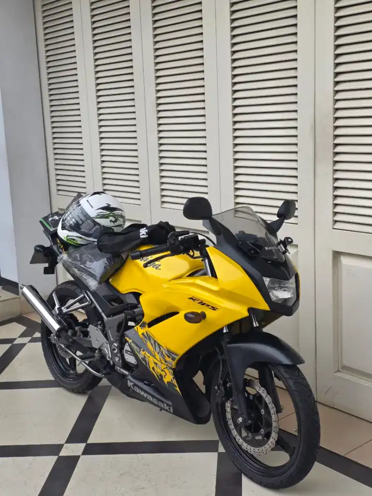 Kawasaki ninja rr kuning 2013 kuning limited km 7 rb gress