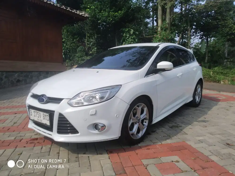 Ford Focus 2012 Bensin