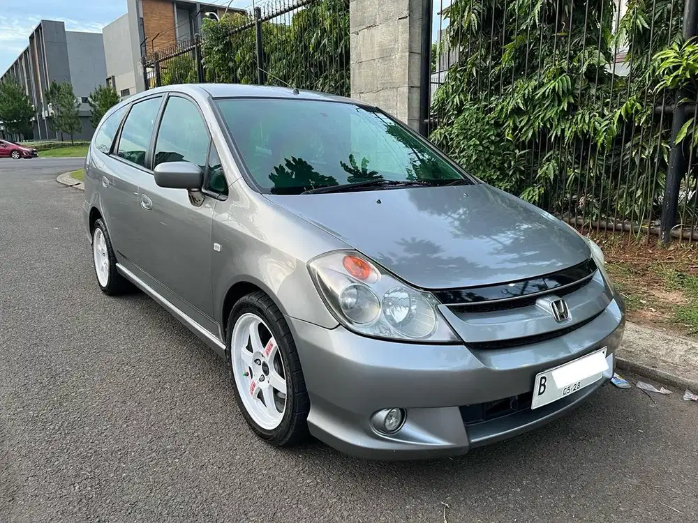 Honda Stream 2005 Bensin