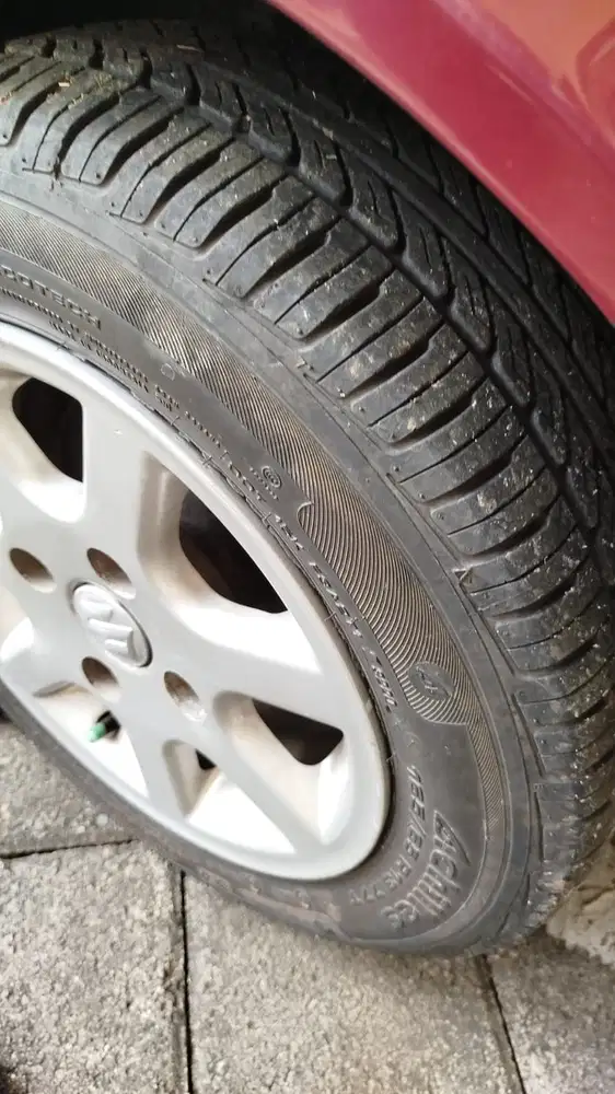 Suzuki Esteem 1996 Bensin