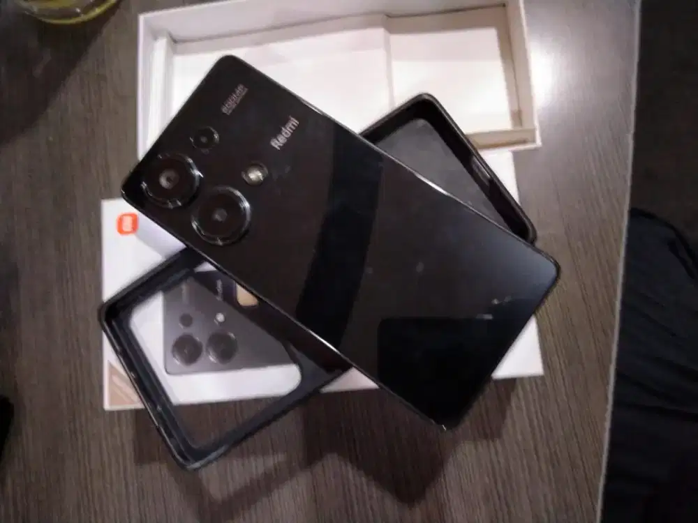 Redmi note 13 pro 8 /256 gb normal no Minus