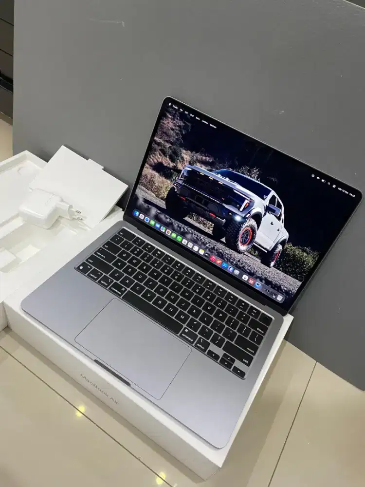 MacBook Air M2 2022 Fullset • 8/512 GB