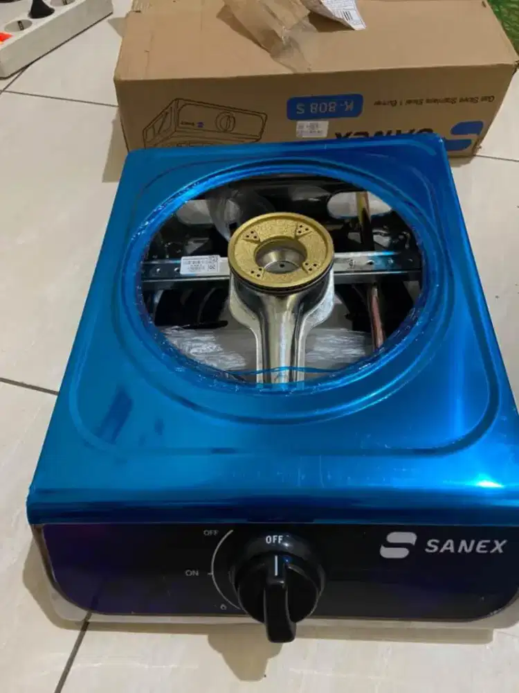 KOMPOR DAN REGULATOR BARU