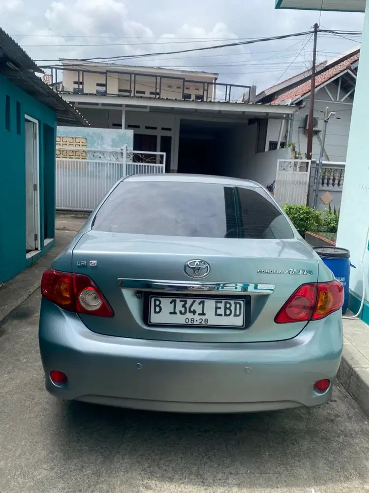 Toyota Corolla Altis 2010 Bensin