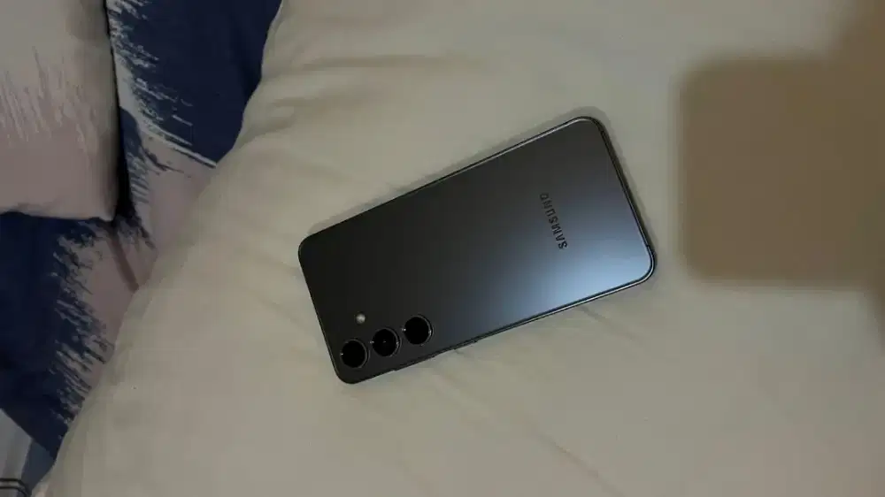 SAMSUNG S24 256GB space grey