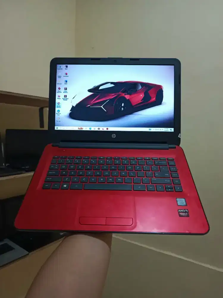 Hp 14 AM129TX Red Intel Core i5 Kabylike Gen 7 Ram 8Gb Dual VGA