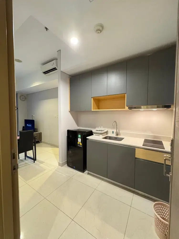 disewakan 2 bedroom furnish taman anggrek residence