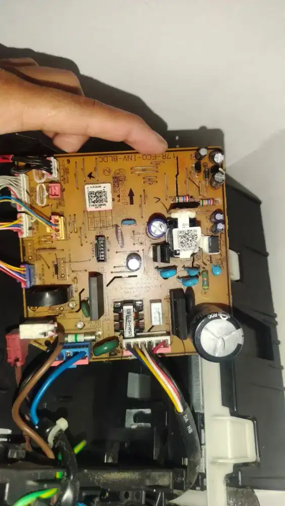 SERVICE AC, KULKAS, FREEZER, SHOWCASE, MESIN CUCI, POMPA AIR