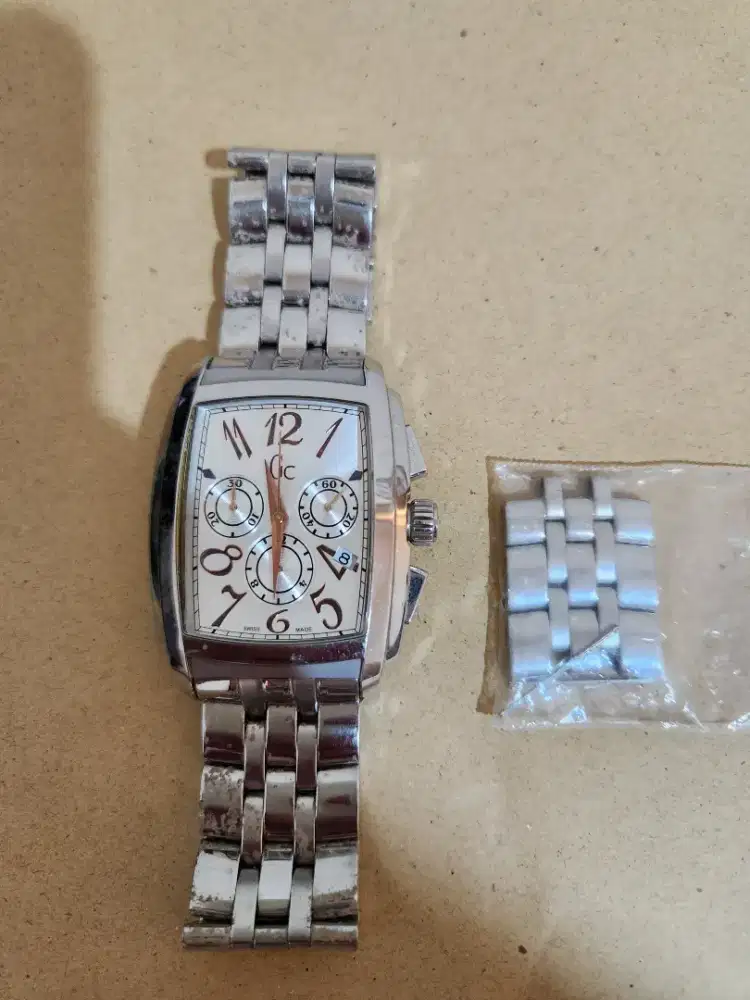 jam tangan pria GC