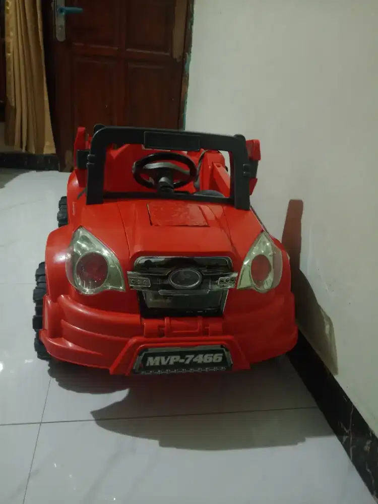 Di jual mobil aki anak