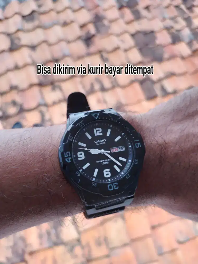 Jam tangan casio MRW 200
