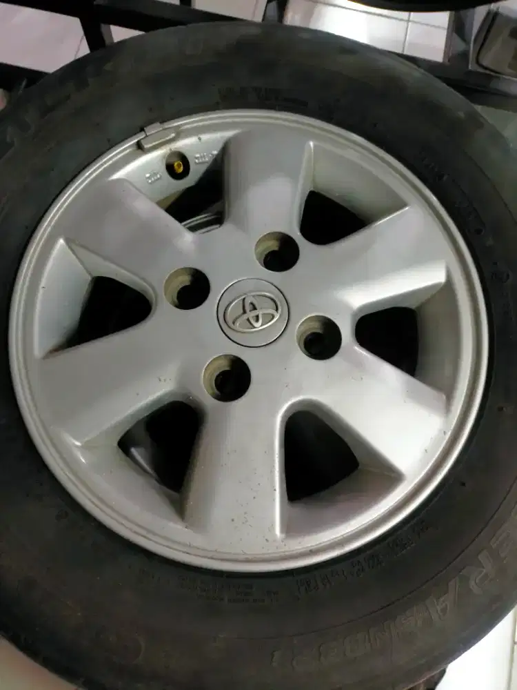Velg copotan original Avanza r 14