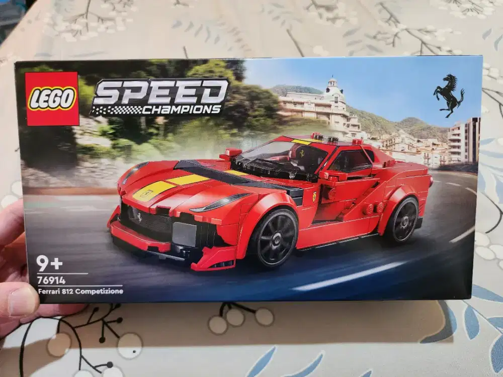 lego mobil balap ferrari