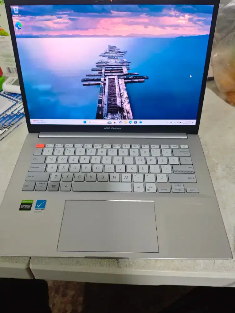 ASUS Vivobook Pro 14x  2.8K OLED (Ryzen 5 5600H/16/512GB/RTX 3050)