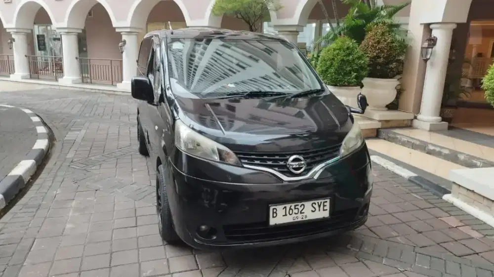 Nissan Evalia siap pakai