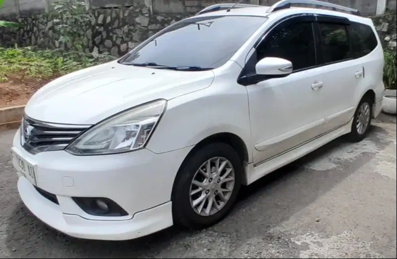 Jual Grand Livina HWS 2014 Matic