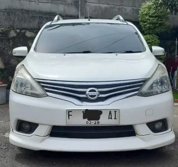 Jual Grand Livina HWS 2014 Matic