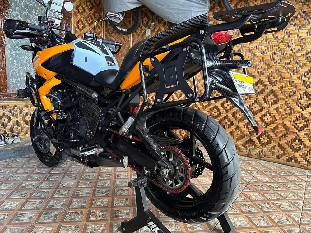Dijual motor kawasaki Versys 650cc