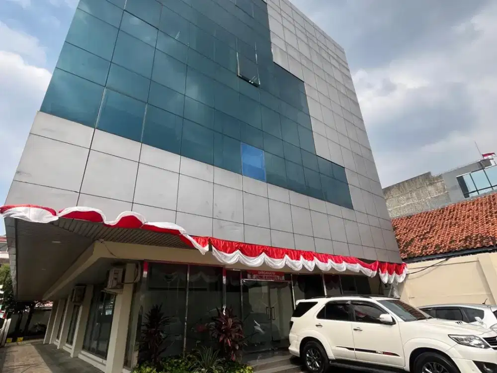 Jarang Ada! Harga Cuan! Minibuilding 4 Lantai, Jatinegara - JUAL/SEWA