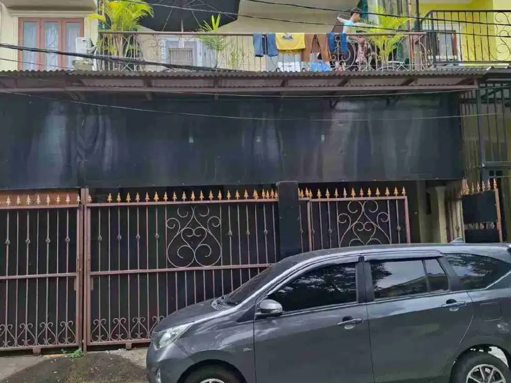 Dijual rumah 2 lt, shm,6x16 Citra Garden 2