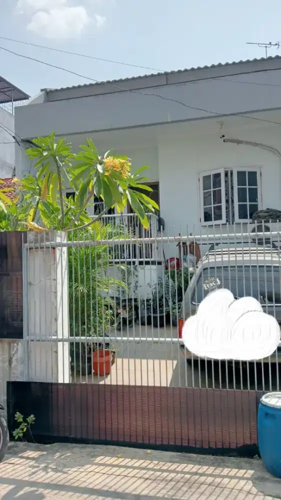 Dijual rumah siap huni, di Kelapa Gading Permai, lokasi strategis