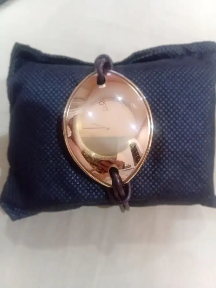 Calvin Klein Womens Gold Tone Suspension Watch