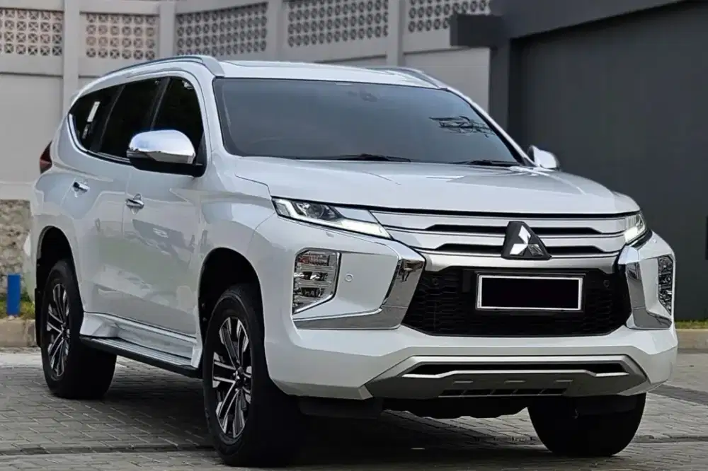 Mitsubishi Pajero Sport Dakar AT 2023