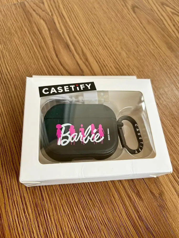 Earphone dan case casetify baruu