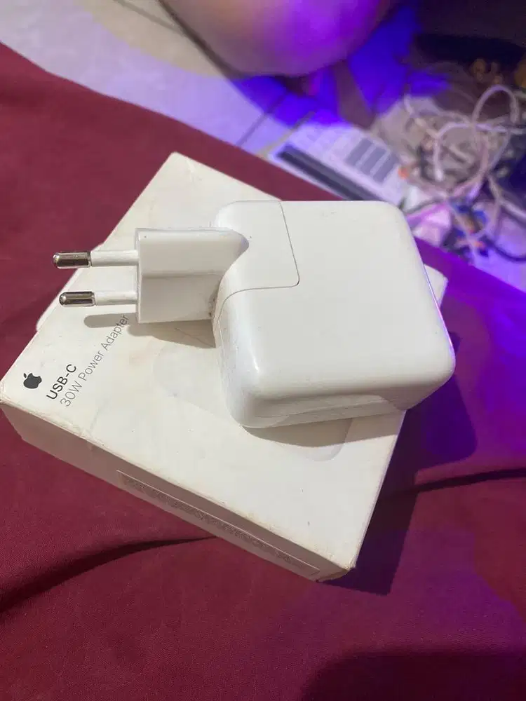 Adaptor ori iphone 15 keatas
