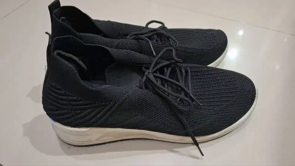 Sepatu Merk Collin baru 1x pakai