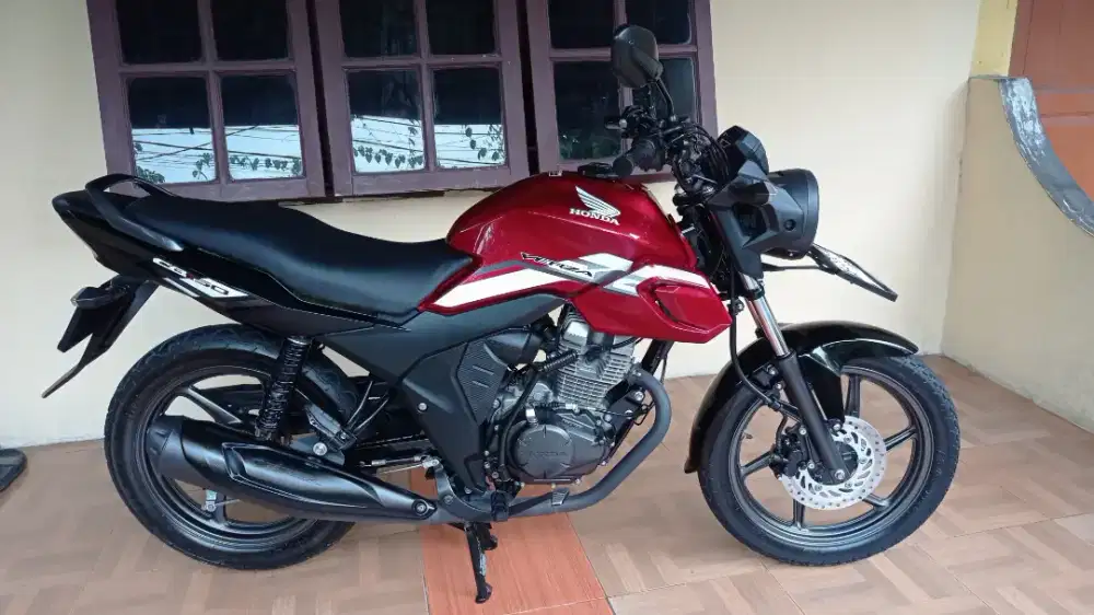 HONDA CB 150 VERZA